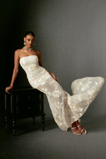 Load image into Gallery viewer, Deliyn Strapless Embroidery Flr Mesh Maxi Dress